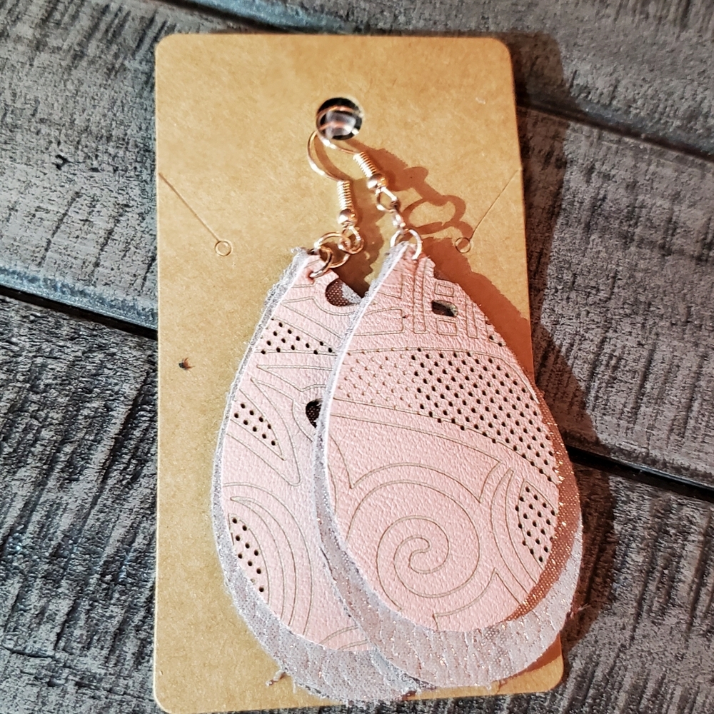 leather earrings (3)